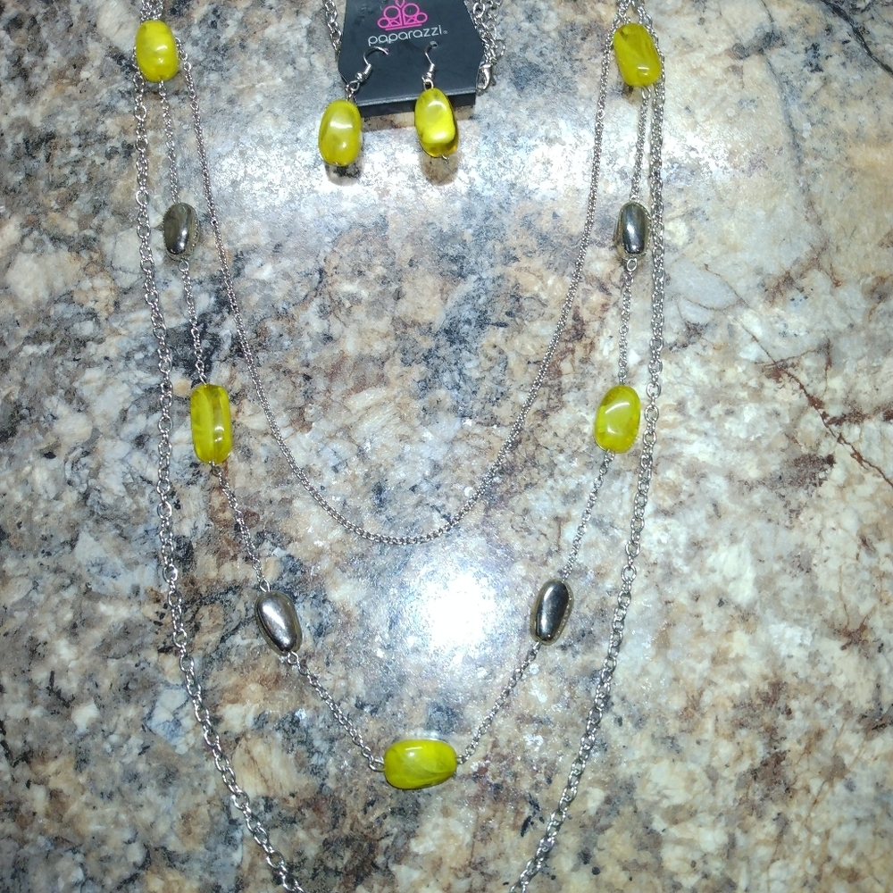 Paparazzi Vacay Mode Yellow Necklace & Earring Set
